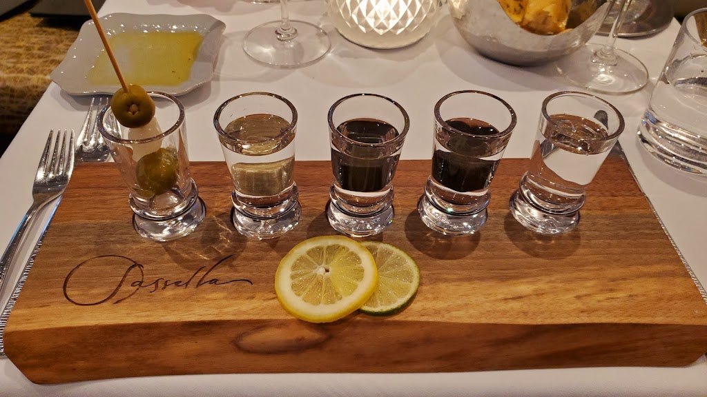 Desert Dogs Brewery and Cidery | restaurant | 112 W San Francisco St #307, Santa Fe, NM 87501, USA | 5059830134 OR +1 505-983-0134