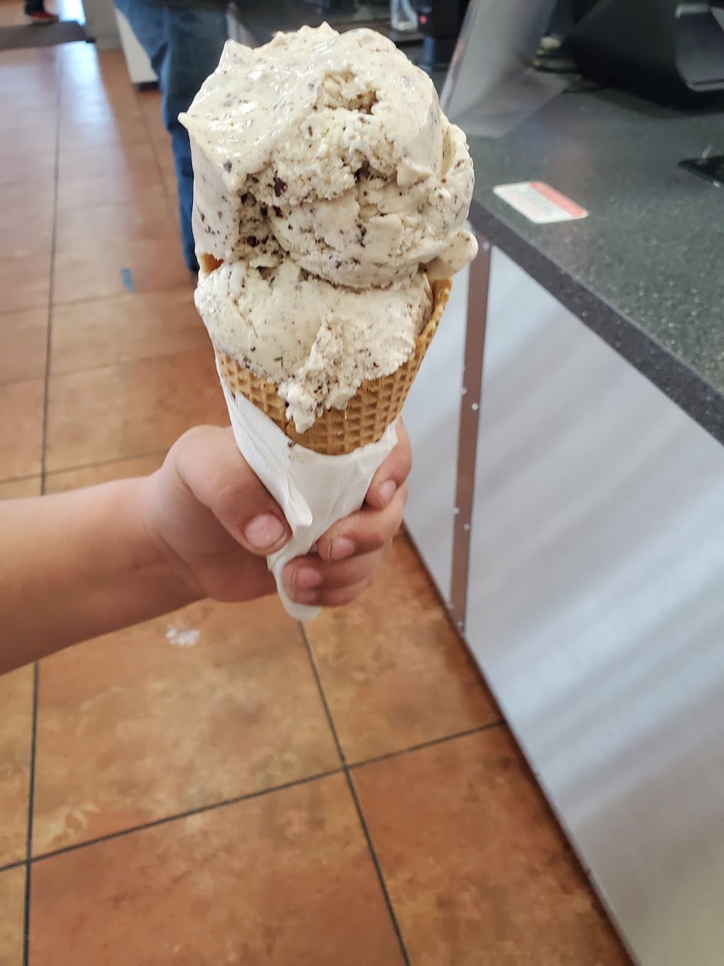Braums Ice Cream & Dairy Store | restaurant | 1900 S Grand St, Amarillo, TX 79103, USA | 8063744413 OR +1 806-374-4413