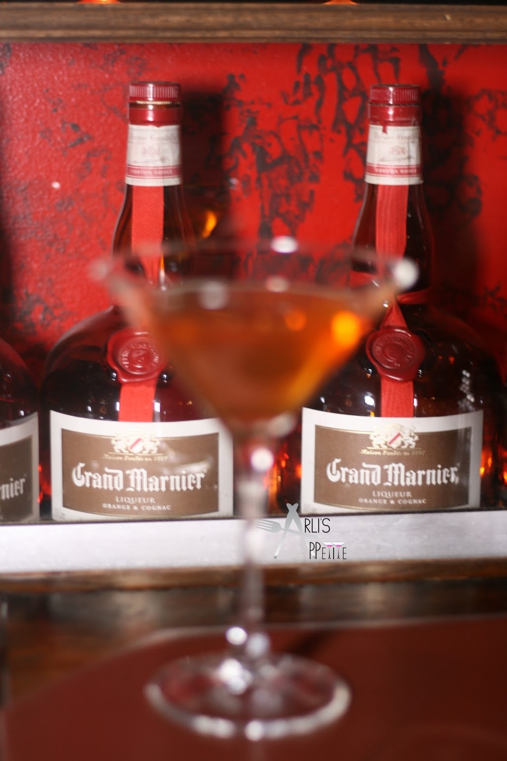 One-Eyed Mikes | restaurant | 708 S Bond St, Baltimore, MD 21231, USA | 4103270445 OR +1 410-327-0445