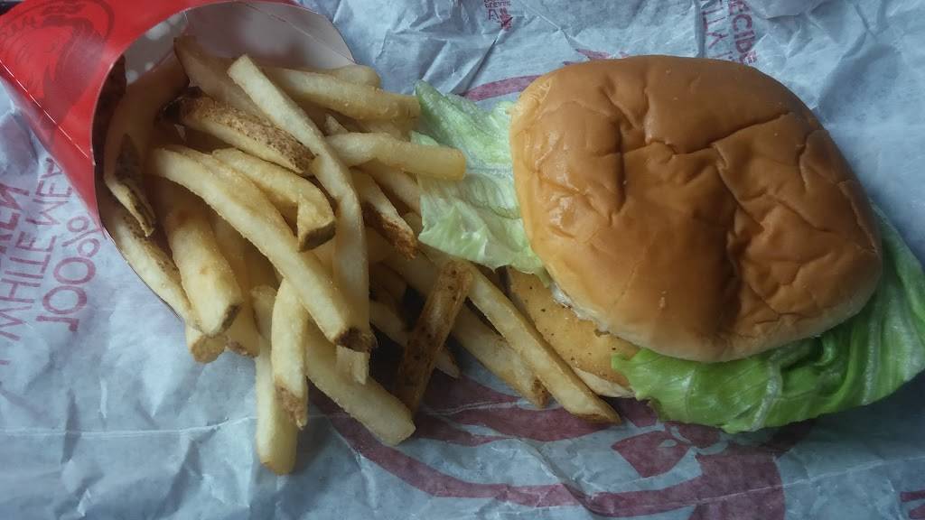 Wendys | restaurant | 7525 McLaughlin Rd, Peyton, CO 80831, USA | 7194956864 OR +1 719-495-6864