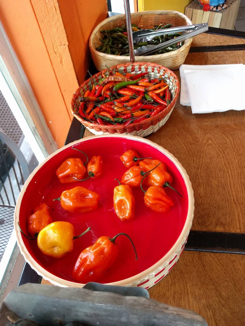 Chile Jalapeño Taquería | restaurant | 6706 San Pablo Ave, Oakland, CA 94608, USA | 5106019493 OR +1 510-601-9493