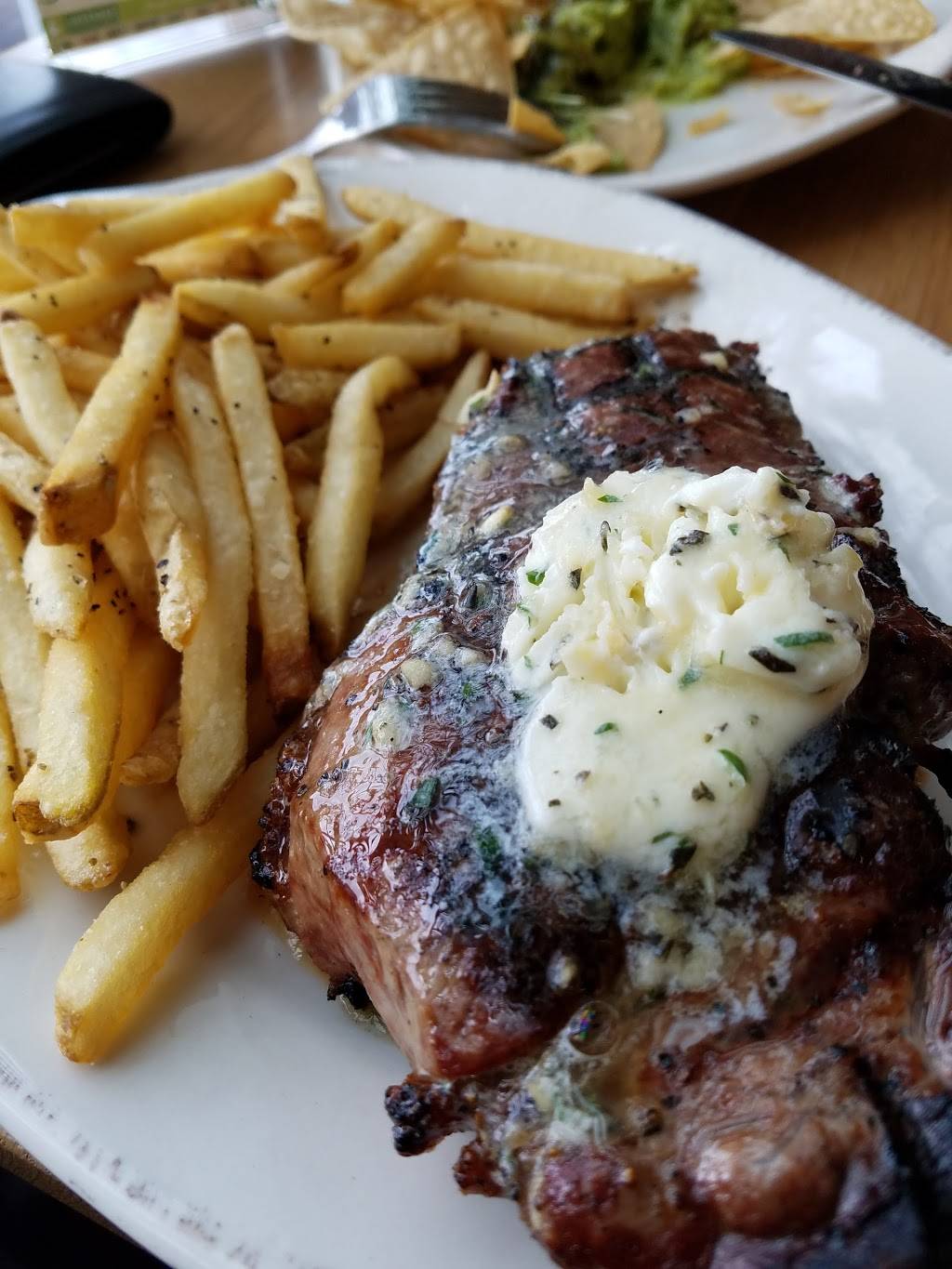 The Hangar Bar | restaurant | 2847 Park Ave, Tustin, CA 92782, USA | 7145667650 OR +1 714-566-7650