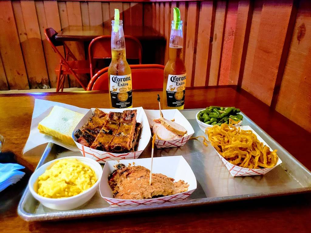 Babb Brothers BBQ & Blues | restaurant | 3015 Gulden Ln #105, Dallas, TX 75212, USA | 2147452224 OR +1 214-745-2224