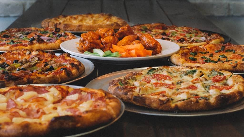 Bruceskis Stone Oven Pizza | restaurant | 1584 McNeil St #100, DuPont, WA 98327, USA | 2539124305 OR +1 253-912-4305