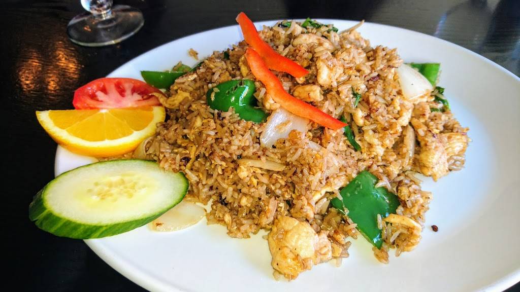 Thai House Cuisine | restaurant | 230 Front St, Belleville, ON K8N 2Z2, Canada | 6139667888 OR +1 613-966-7888