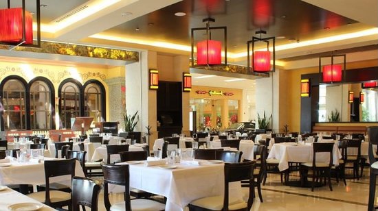 Bella Luna | restaurant | 19575 Biscayne Blvd #1097, Miami, FL 33180, USA | 3057929330 OR +1 305-792-9330