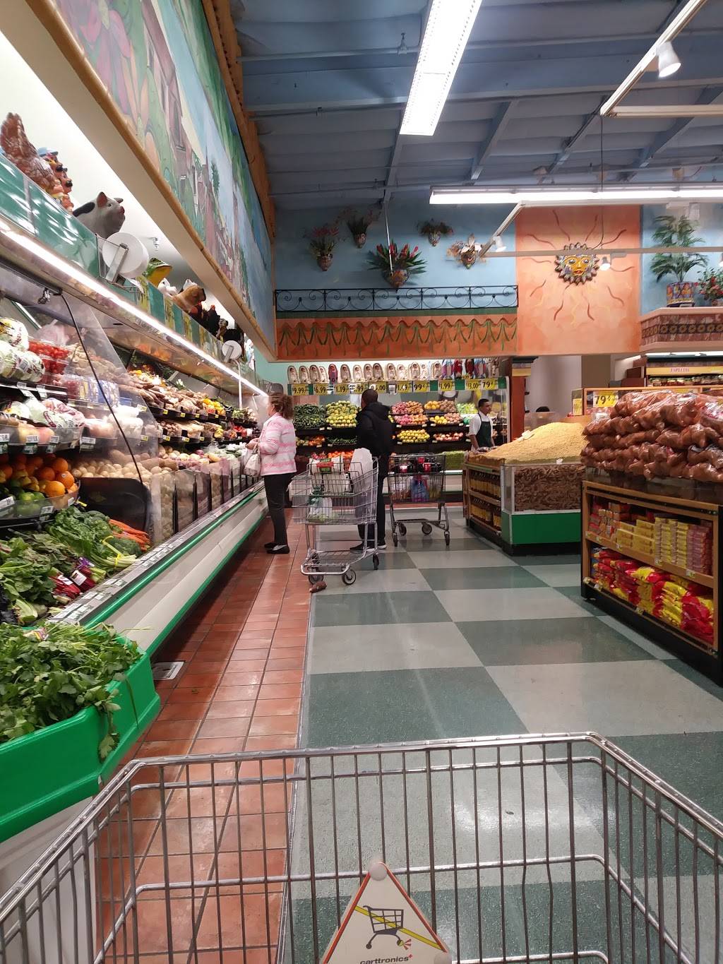 Vallarta Supermarkets | bakery | 4831 E Butler Ave, Fresno, CA 93727, USA | 5594550179 OR +1 559-455-0179