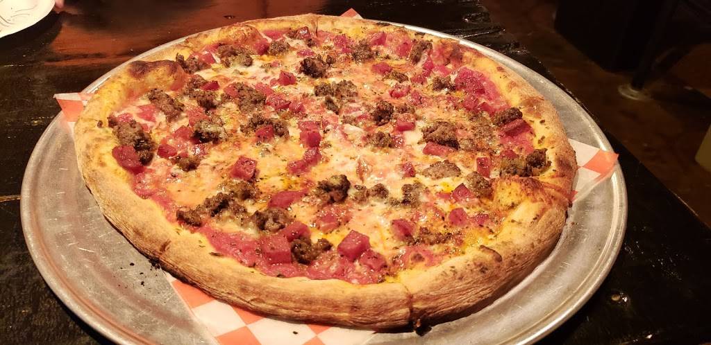 Pizza Box | meal takeaway | 923 Central Ave, St. Petersburg, FL 33705, USA | 7276230444 OR +1 727-623-0444