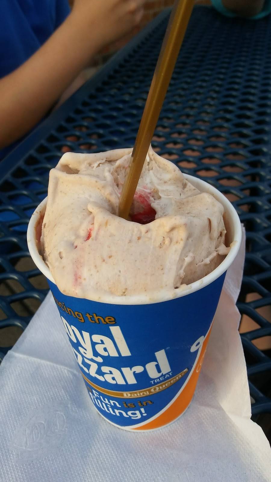 DQ / Orange Julius | restaurant | 5445 Transit Rd, Williamsville, NY 14221, USA | 7166891775 OR +1 716-689-1775