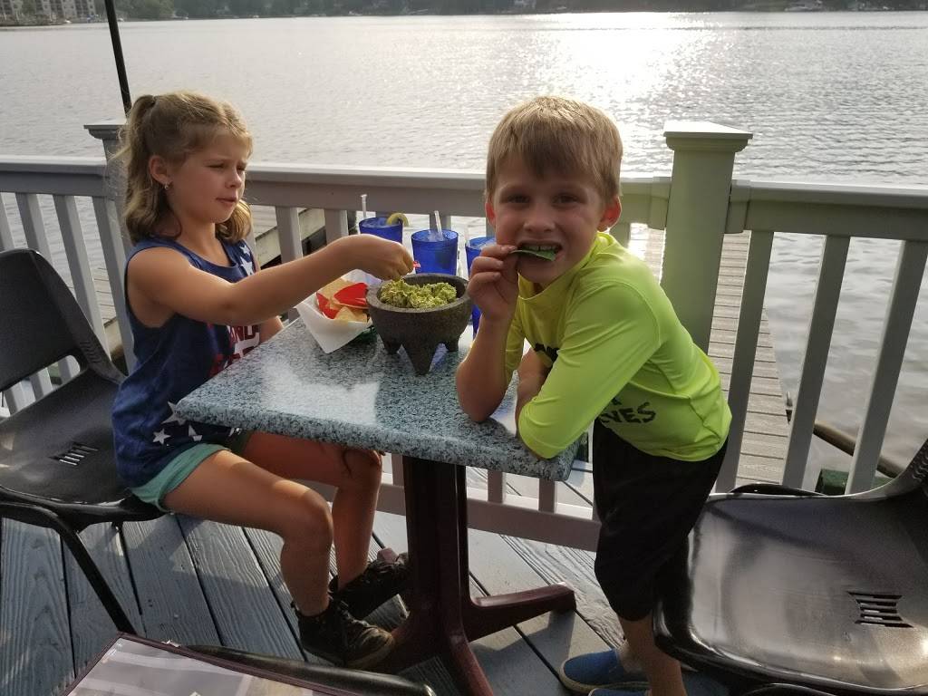 J.P. Cunninghams | restaurant | 156 E Lake Blvd, Mahopac, NY 10541, USA | 8456289394 OR +1 845-628-9394