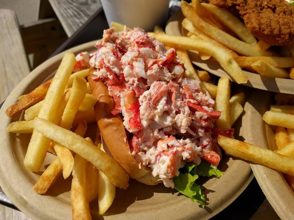 The Seafood Shanty | restaurant | 803 Scenic Hwy, Buzzards Bay, MA 02532, USA | 5088880040 OR +1 508-888-0040