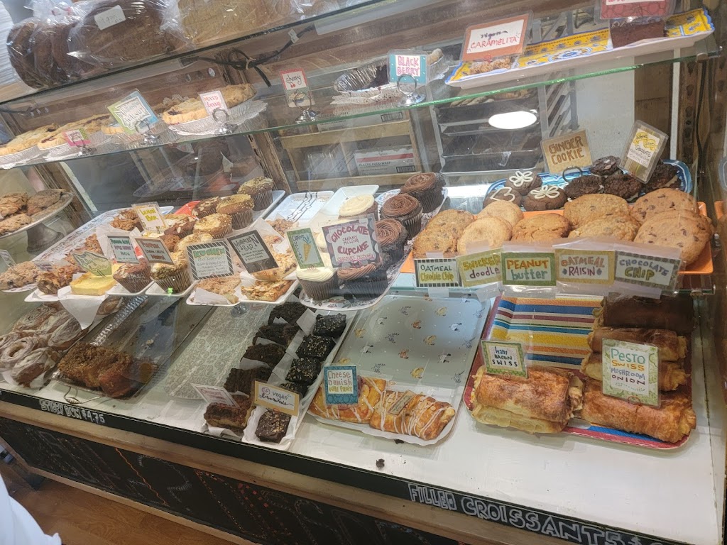 Stehekin Pastry Company | bakery | 200 SW Of Bakery, Stehekin, WA 98852, USA | 5096827742 OR +1 509-682-7742