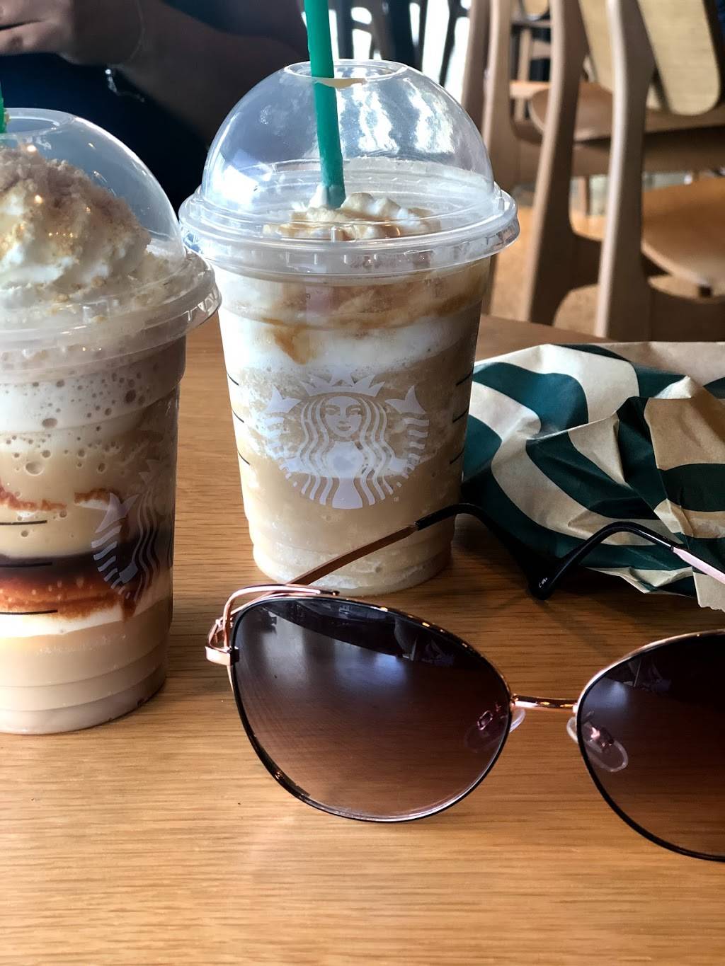 Starbucks | cafe | 11081 Southern Blvd Bay 100, Royal Palm Beach, FL 33411, USA | 5613332161 OR +1 561-333-2161