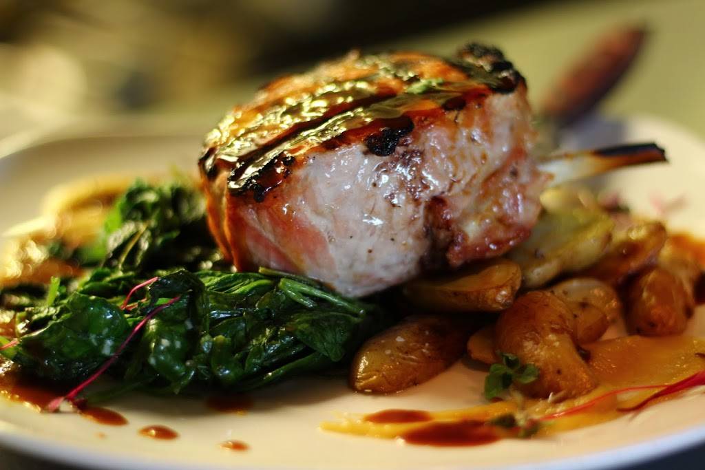 The Turnhouse Grille | restaurant | 1600 E Woodlawn Rd Suite 100, Charlotte, NC 28209, USA | 7045039372 OR +1 704-503-9372