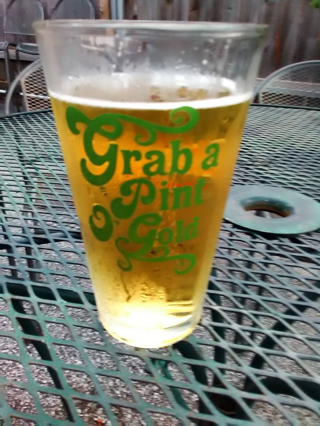 Jims Bar & Grill | restaurant | 325 E 4th St, Carthage, MO 64836, USA | 4173588549 OR +1 417-358-8549