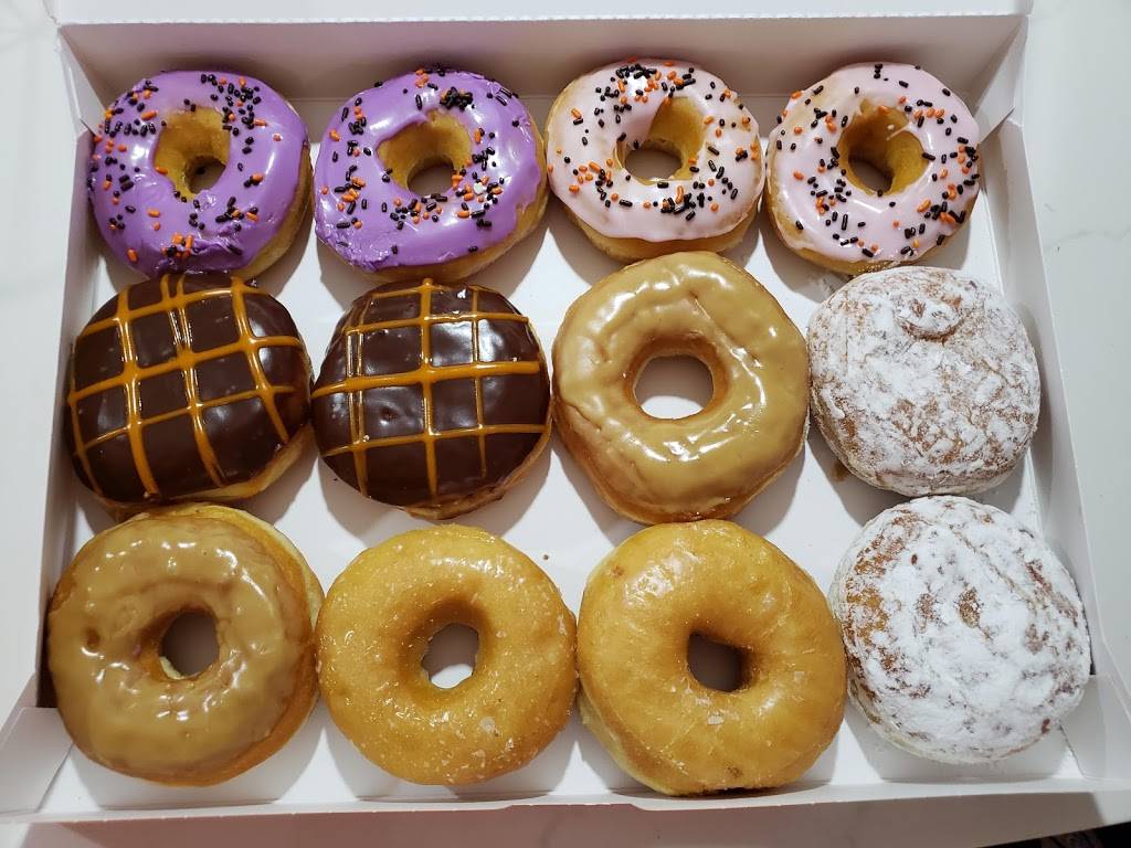 Dunkin | bakery | 516 N. 60th Ave, Hollywood, FL 33021, USA | 9546935095 OR +1 954-693-5095