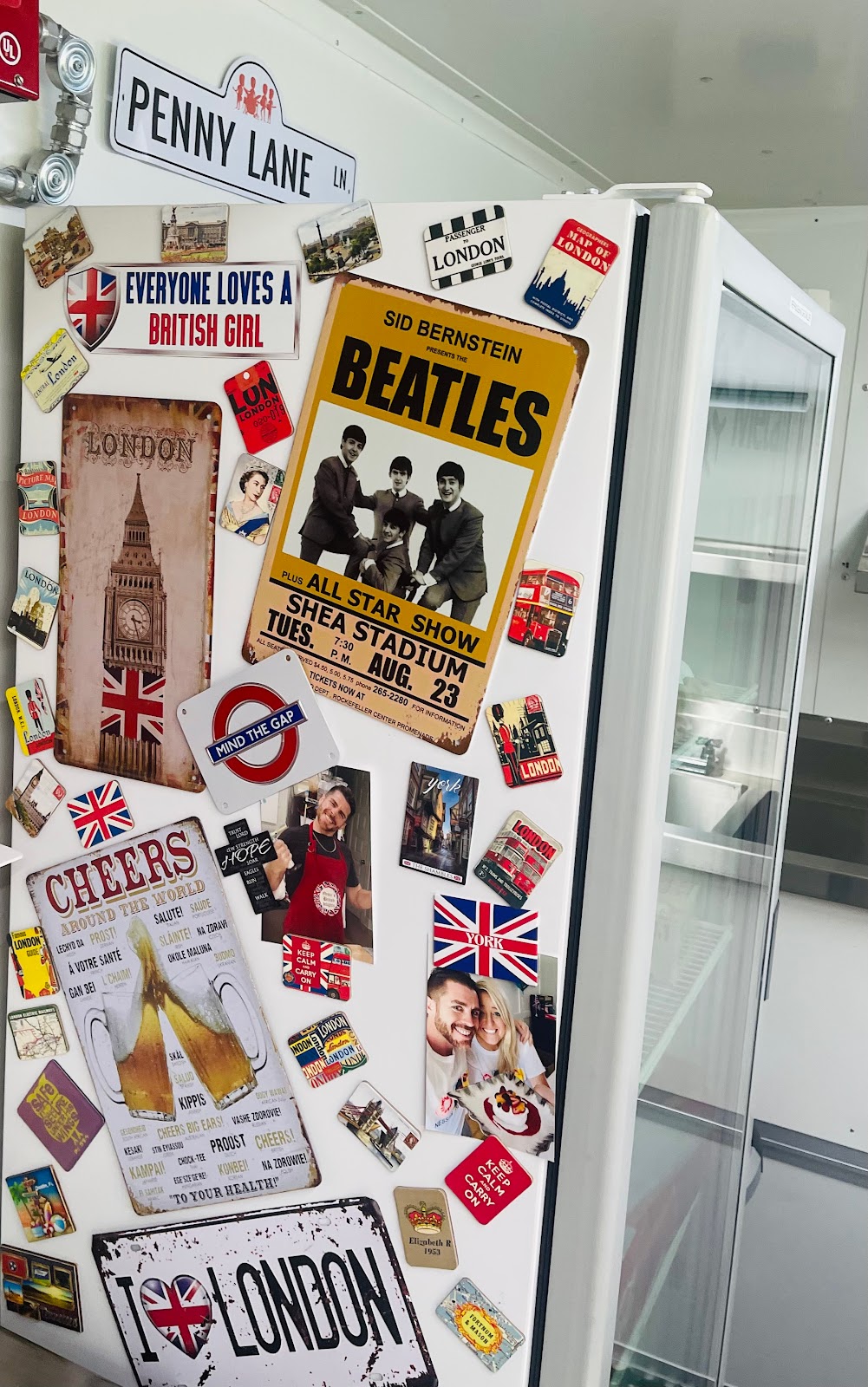 Nessas British Delights | restaurant | 5368 Seminary Rd, Smyrna, TN 37167, USA | 6159796774 OR +1 615-979-6774