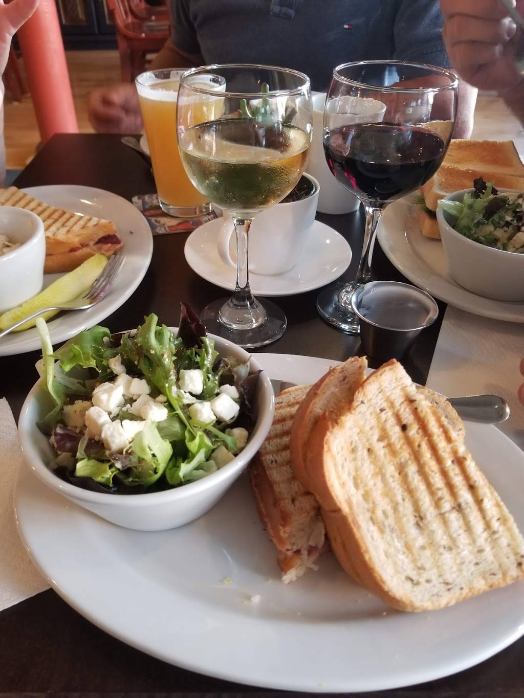 Red Brick Cafe | cafe | 1 Star Way, Port Henry, NY 12974, USA | 5182500993 OR +1 518-250-0993