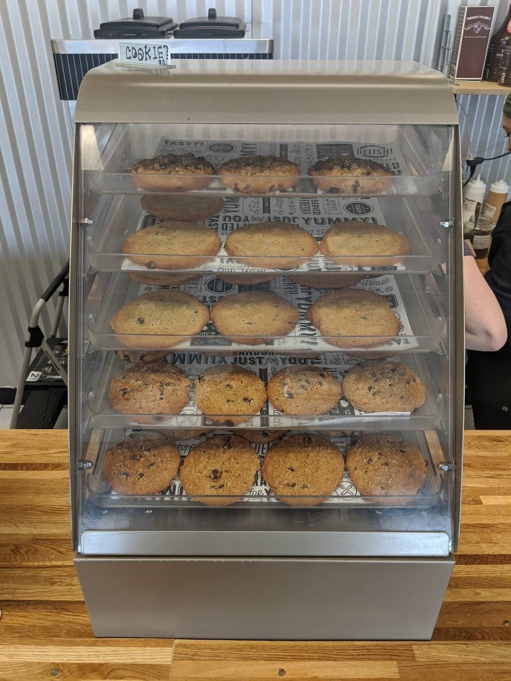 The Bumbling Bee Vegan Junk Food Bar | restaurant | 1100 28th St Unit 200, Boulder, CO 80303, USA | 3033539199 OR +1 303-353-9199