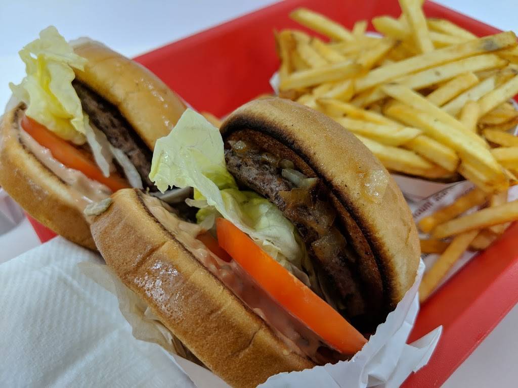 In-N-Out Burger | restaurant | 1417 Fitzgerald Dr, Pinole, CA 94564, USA | 8007861000 OR +1 800-786-1000