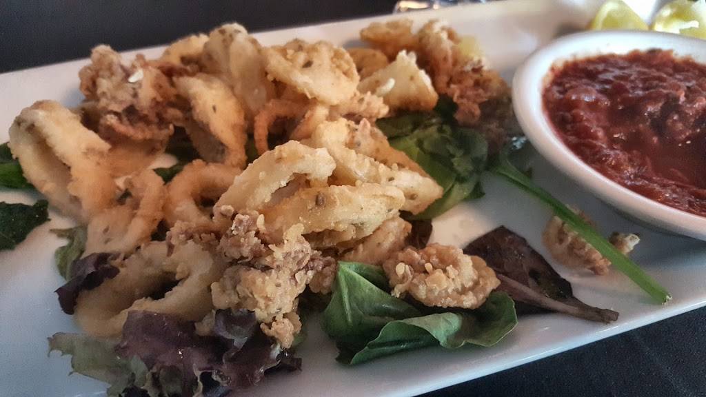 Backfins Grille | restaurant | 7514 Ritchie Hwy, Glen Burnie, MD 21061, USA | 4439604664 OR +1 443-960-4664