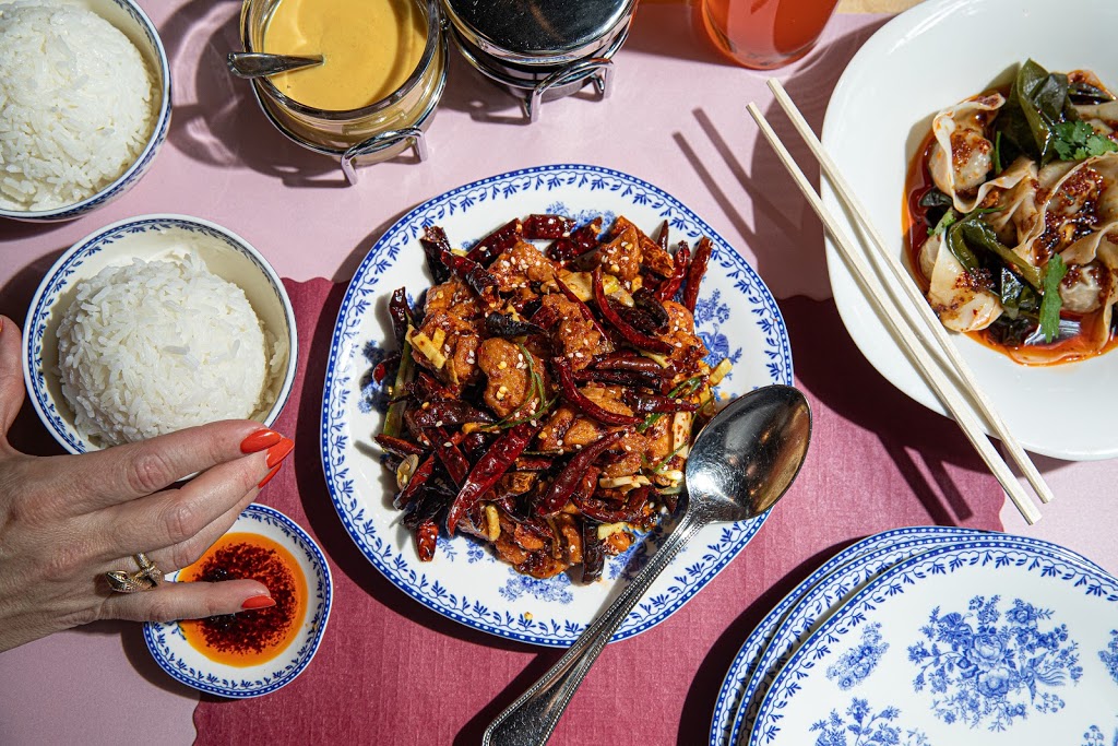 Chef’s Special Cocktail Bar | meal takeaway | 2165 N Western Ave, Chicago, IL 60647, USA | 7736665143 OR +1 773-666-5143