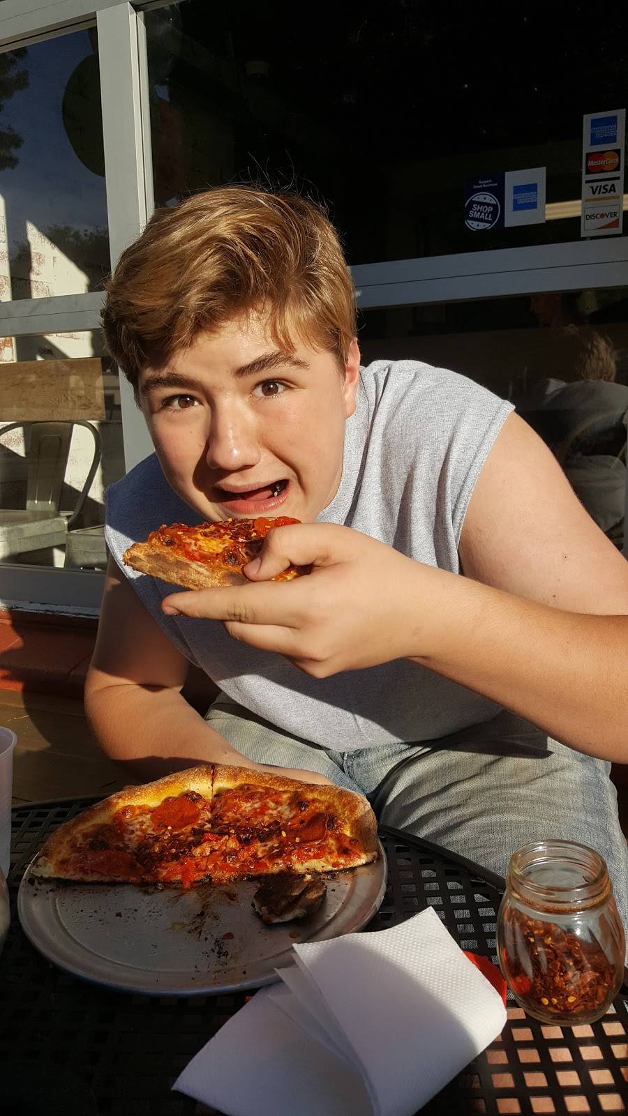 North End Pizzeria | restaurant | 2206 W Magnolia Blvd, Burbank, CA 91506, USA | 8185883891 OR +1 818-588-3891