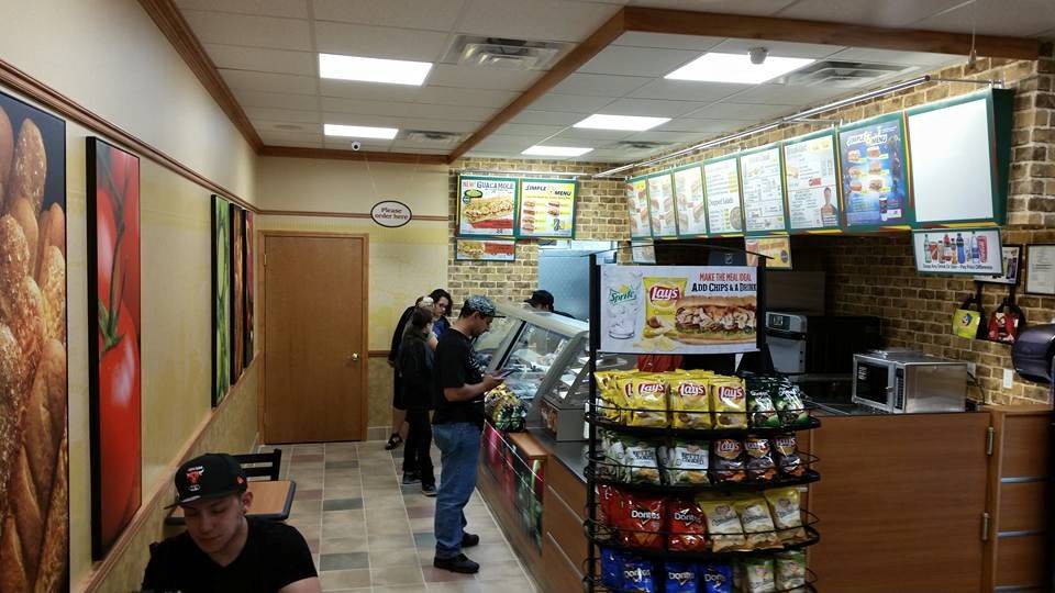 Subway | restaurant | 25-27 Parsons Blvd, Flushing, NY 11354, USA | 7183533100 OR +1 718-353-3100