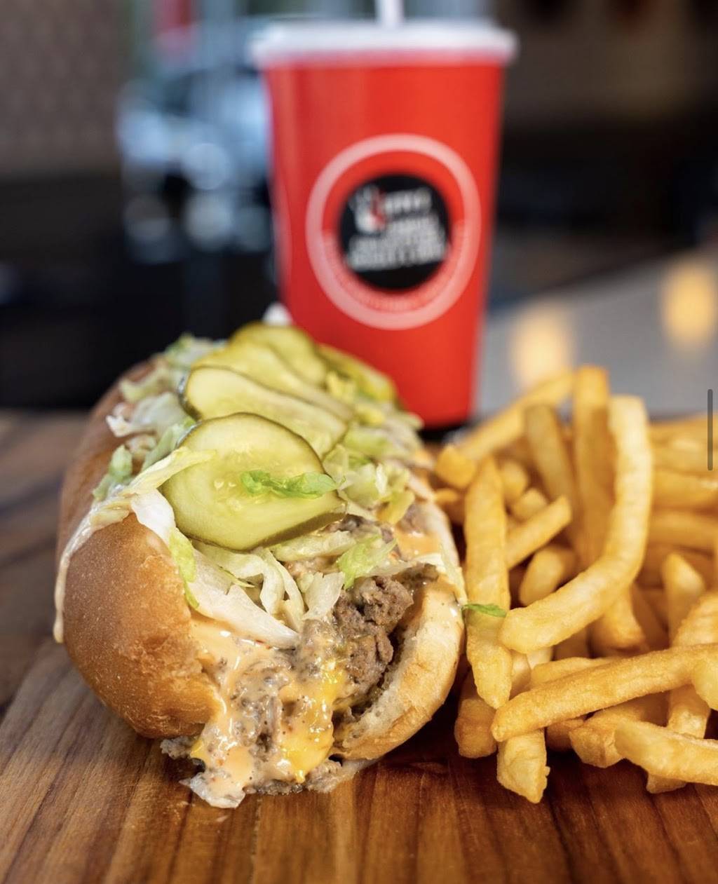 Leftys Cheesesteak Royal Oak | restaurant | 30270 Woodward Ave, Royal Oak, MI 48073, USA | 2489653063 OR +1 248-965-3063