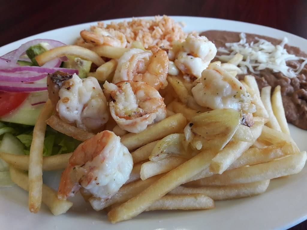 Huarache King | restaurant | 322 Broadway St, King City, CA 93930, USA | 8313855241 OR +1 831-385-5241