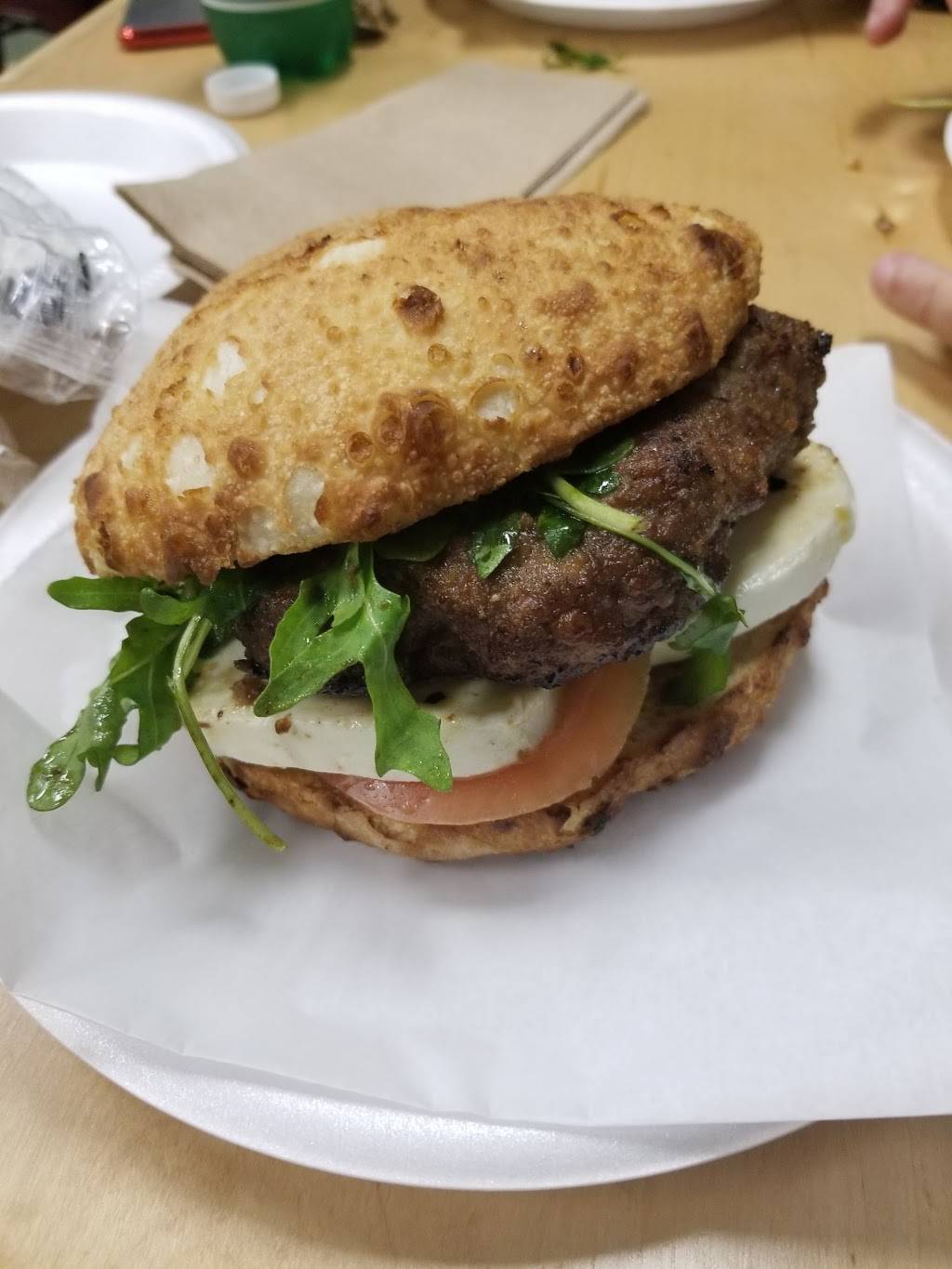 Mazza Pizzeria | restaurant | 4261 NW 107th Ave, Doral, FL 33178, USA | 7866372829 OR +1 786-637-2829