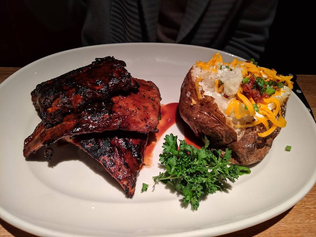 Houstons | restaurant | 5318 Belt Line Rd, Dallas, TX 75254, USA | 9729601752 OR +1 972-960-1752