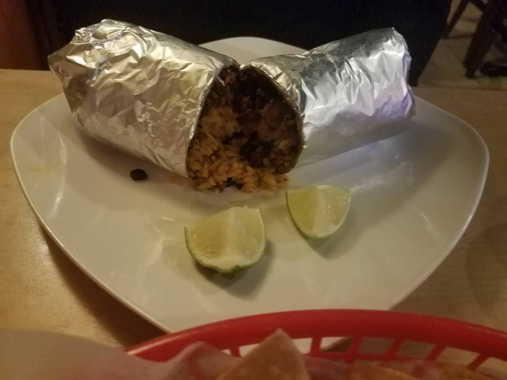 Mariscos El Pescador | restaurant | 5763 N First St, Fresno, CA 93710, USA | 5599812150 OR +1 559-981-2150