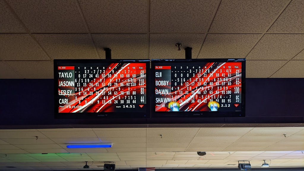 AMF Lynchburg Lanes | restaurant | 4643 Murray Pl, Lynchburg, VA 24502, USA | 4345282695 OR +1 434-528-2695