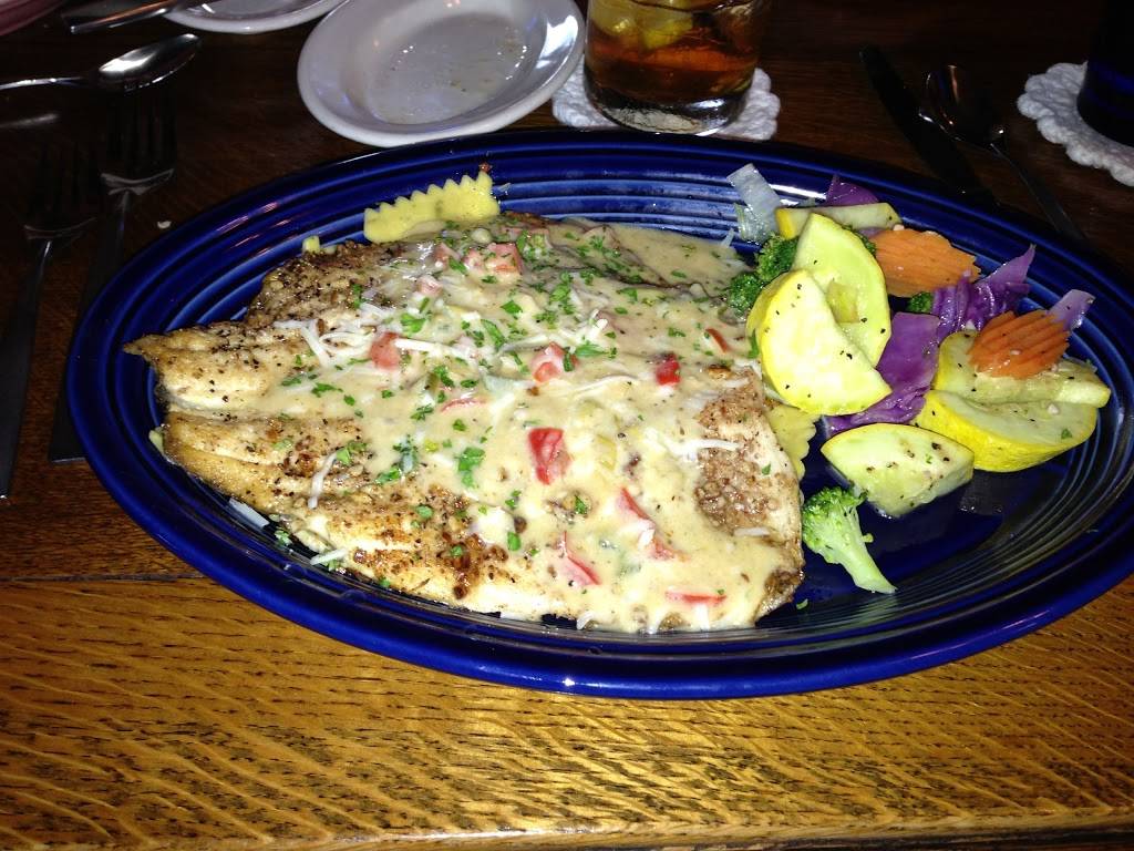 Live Oak Cafe | restaurant | 614 N Howe St, Southport, NC 28461, USA | 9106204541 OR +1 910-620-4541