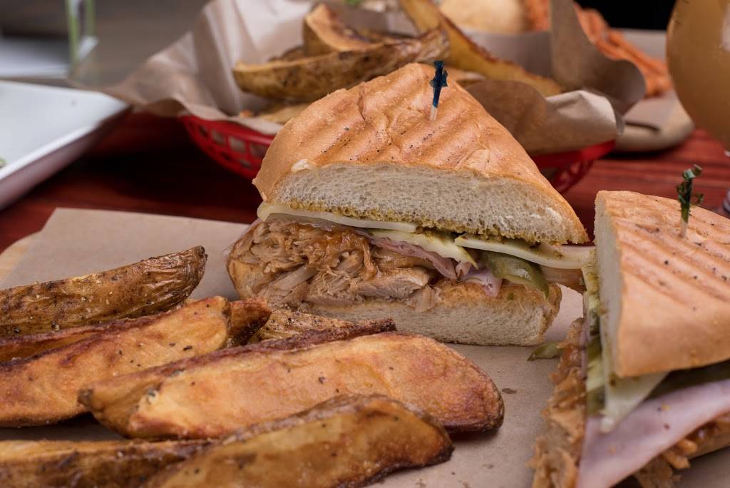 Downtown Southern Funk | restaurant | 551 W Lucas St, Florence, SC 29501, USA | 8437324410 OR +1 843-732-4410