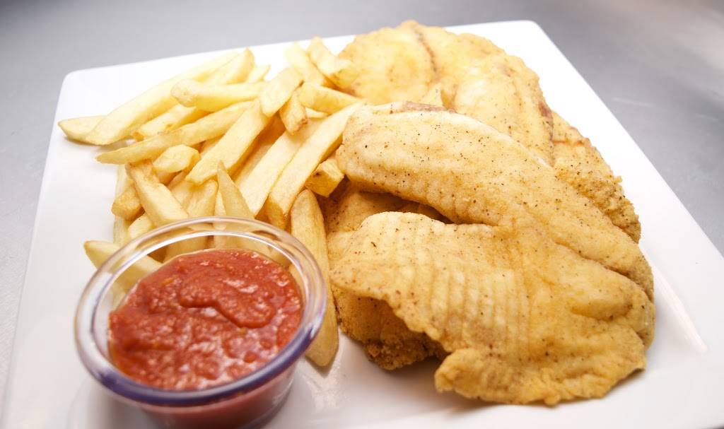 Wings R King | restaurant | 5429 Beacon Dr, Irondale, AL 35210, USA | 2055385109 OR +1 205-538-5109