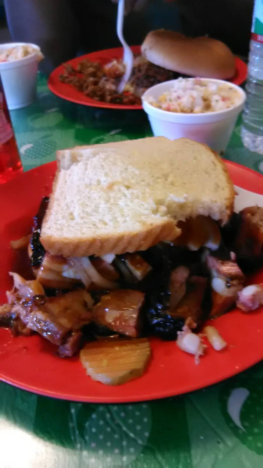 Dukes Bar-B-Que | restaurant | 703 N San Jacinto Ave, Cleveland, TX 77327, USA | 2814328000 OR +1 281-432-8000