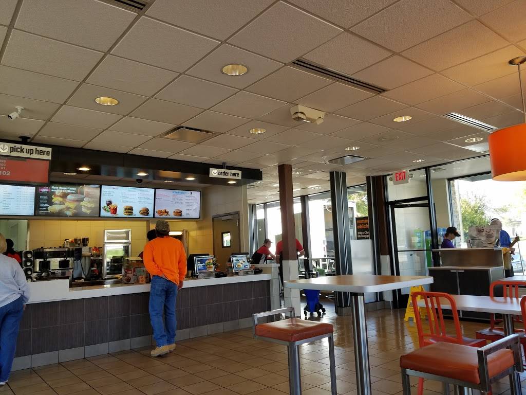 McDonalds | cafe | 8909 E, E State Rte 350, Raytown, MO 64133, USA | 8163585443 OR +1 816-358-5443