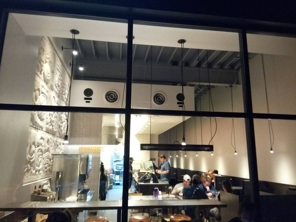 Chipotle Mexican Grill | restaurant | 4520 Lee Hwy, Arlington, VA 22207, USA | 5718584160 OR +1 571-858-4160