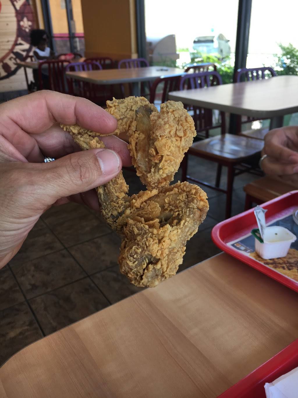 Popeyes Louisiana Kitchen | restaurant | 4605 Airline Dr, Metairie, LA 70001, USA | 5048859465 OR +1 504-885-9465