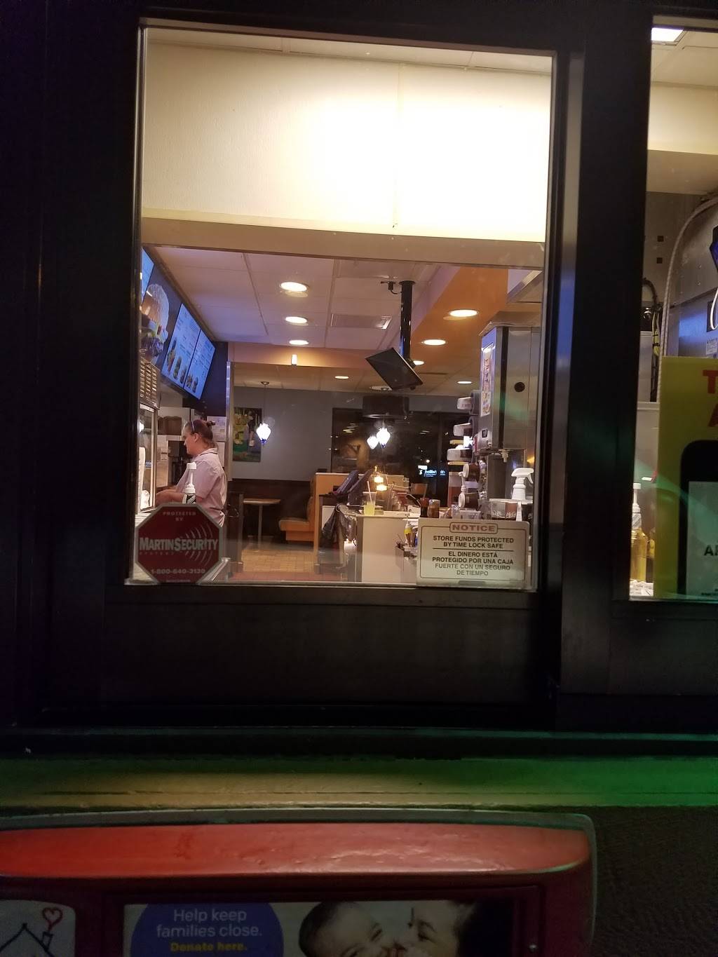 McDonalds | cafe | 1903 S Webster Ave, Green Bay, WI 54301, USA | 9204329220 OR +1 920-432-9220