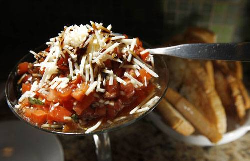 Oliveto Italian Bistro | restaurant | 1301 S I-35 Service Rd, Moore, OK 73160, USA | 4057355553 OR +1 405-735-5553