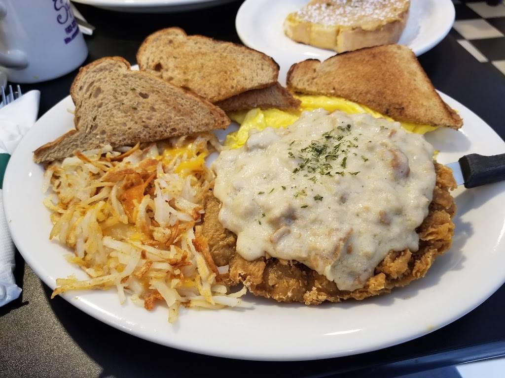 Little Miss Sophies Country Kitchen | restaurant | 7 Farmington Rd, Rochester, NH 03867, USA | 6033322700 OR +1 603-332-2700