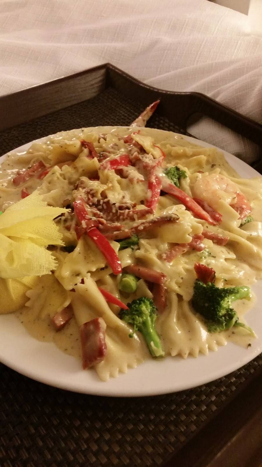 Italianos Restaurant | restaurant | 8146 FM 1960, Atascocita, TX 77346, USA | 2818527662 OR +1 281-852-7662