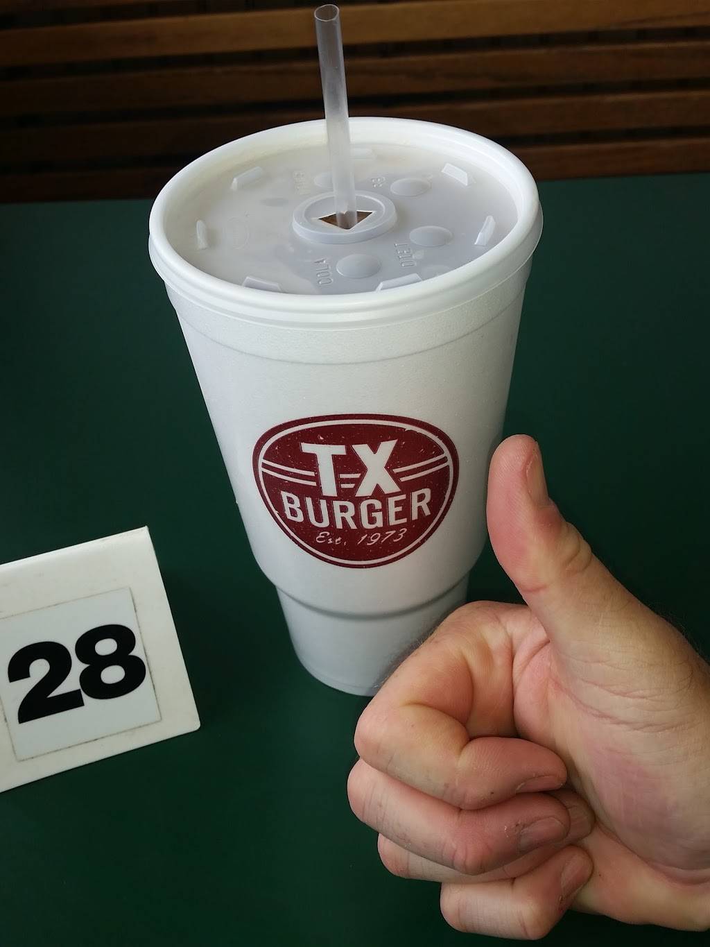 TX Burger - Crockett | restaurant | 1152 E Loop 304, Crockett, TX 75835, USA | 9365444556 OR +1 936-544-4556