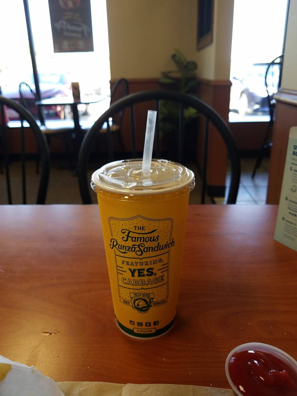 Runza Restaurant | restaurant | 15757 Center West Hadan Dr, Bennington, NE 68007, USA | 4029917118 OR +1 402-991-7118