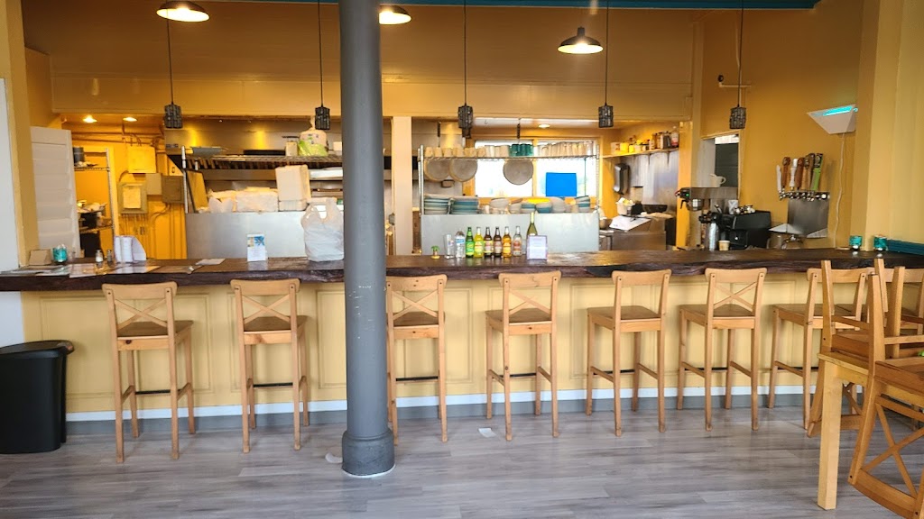 A Taste of Bim (Caribbean Cuisine) | restaurant | 613 3rd St, Eureka, CA 95501, USA | 7077986300 OR +1 707-798-6300