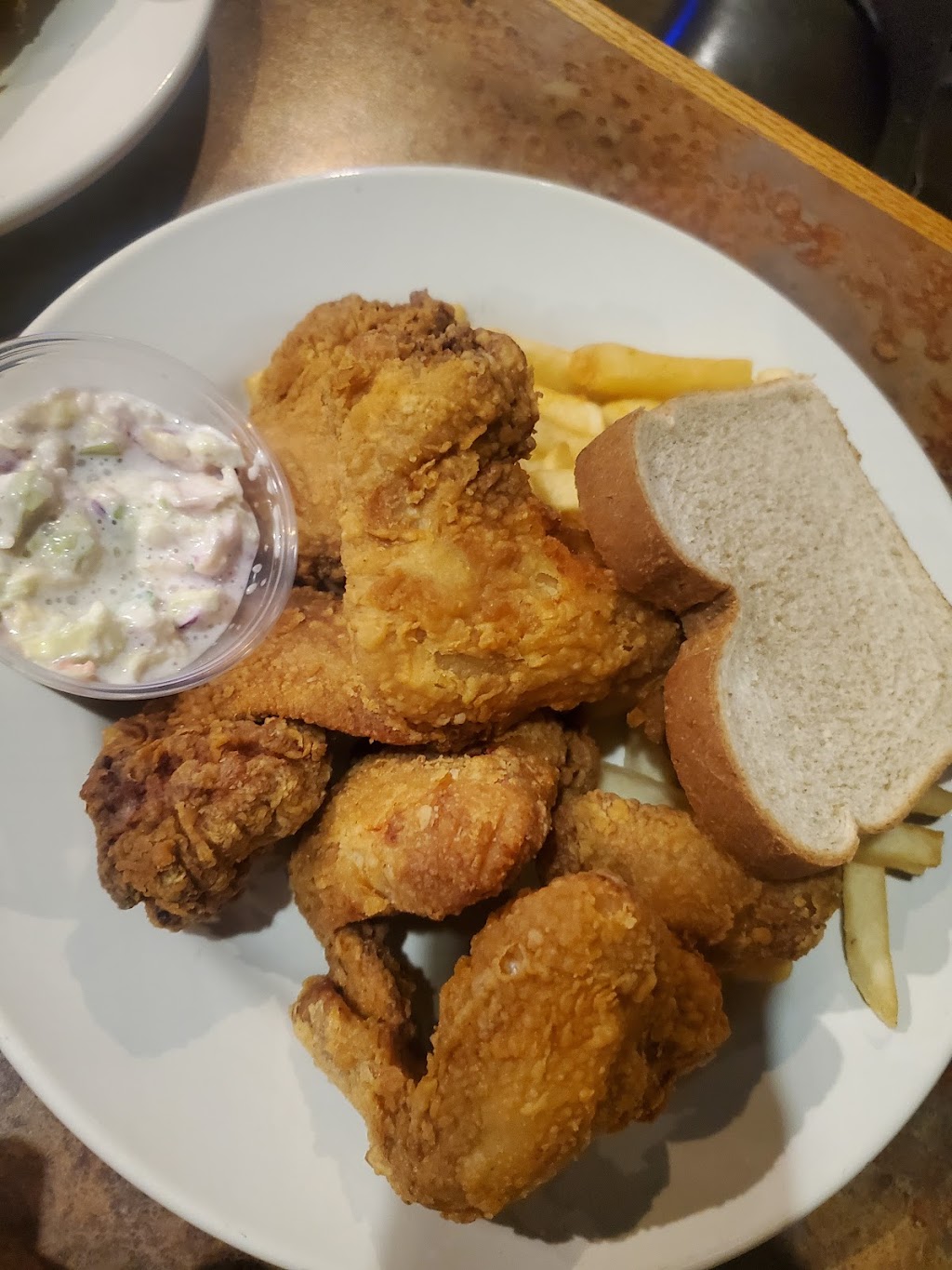 Johnnie Maes Lounge | restaurant | 4080 W Broadway Suite 101-103, Robbinsdale, MN 55422, USA | 7637178328 OR +1 763-717-8328