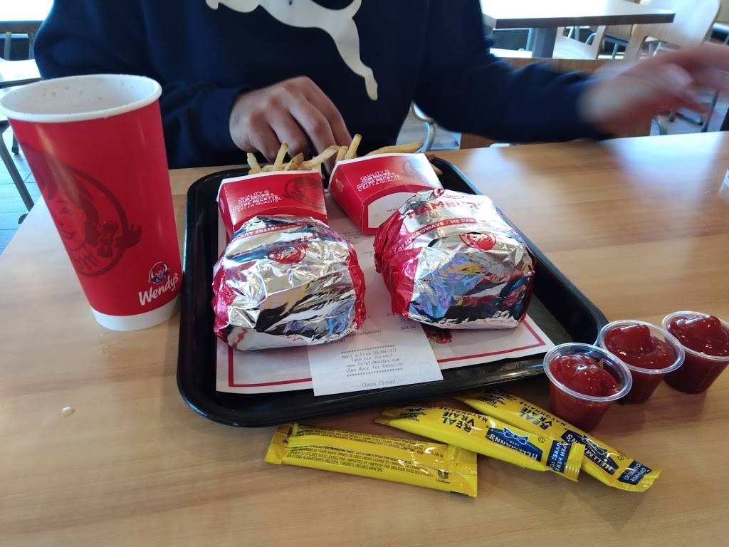 Wendys | restaurant | 869 Upper James St, Hamilton, ON L9C 3A3, Canada | 9053889238 OR +1 905-388-9238